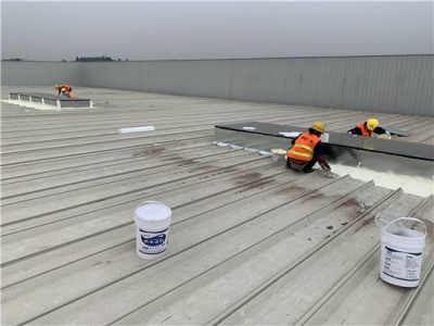 鋼結(jié)構(gòu)廠(chǎng)房補(bǔ)漏